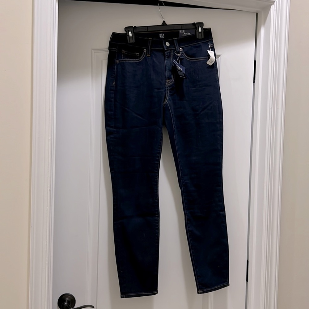 NWT Gap Curvy True Skinny Size 8